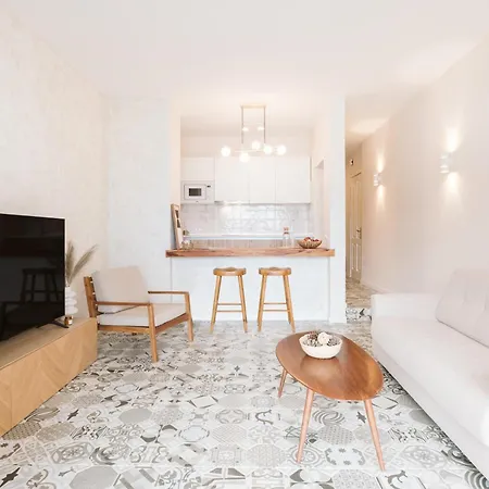 Apartmán Most Beautiful Apartment - 1St Line - Ocean, Cliffs, Port View - Home2Rest *