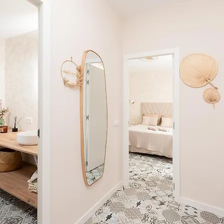 Most Beautiful Apartment - 1St Line - Ocean, Cliffs, Port View - Home2Rest Apartmán