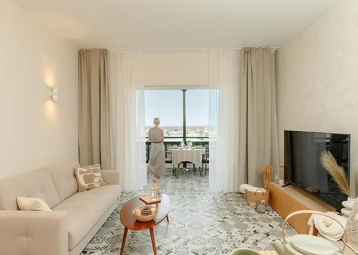 Beautiful - 1st Line - Home2rest